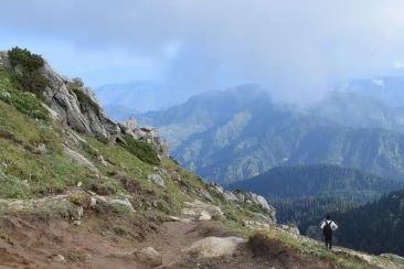 Betaab Valley viewpoint